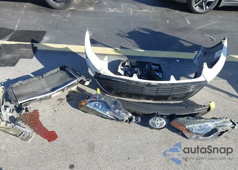 2017 Toyota Corolla Le из США, поврежденный, VIN 5YFBURHE4HP665616